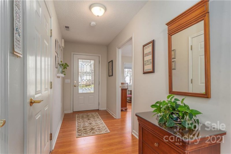 Property image 5 at 8 Beekeeper Trail, Swannanoa, NC 28778