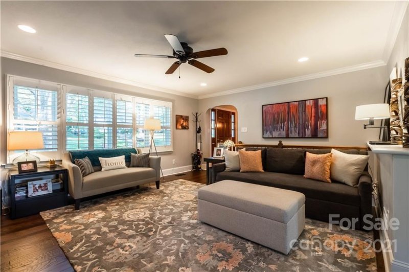 Property image 5 at 327 9th Street, Hickory, NC 28601