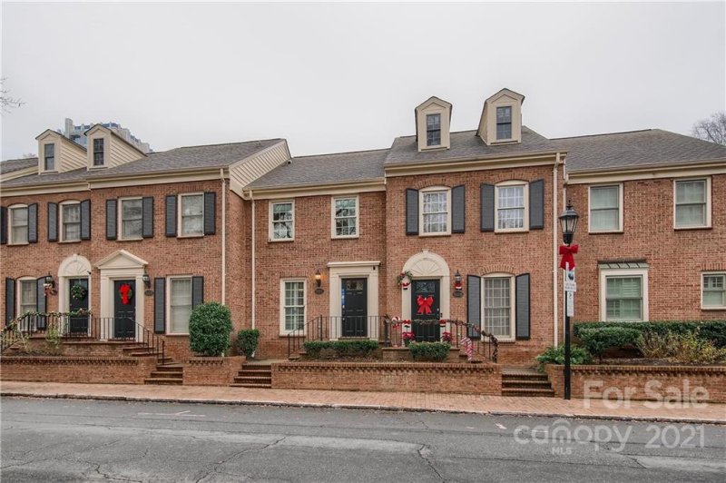 Property image 4 at 510 Poplar Street, Charlotte, NC 28202