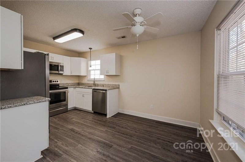 Property image 5 at 314 Graham Meadow Drive, Charlotte, NC 28213