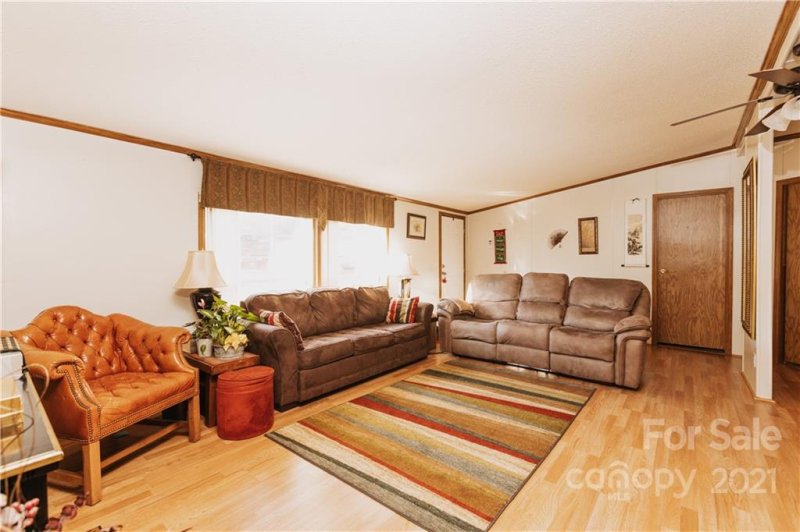 Property image 4 at 315 Camelia Lane, Asheville, NC 28806