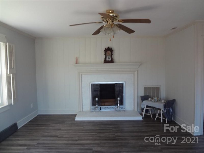 Property image 4 at 501 Sw Kentwood Street, Lenoir, NC 28645