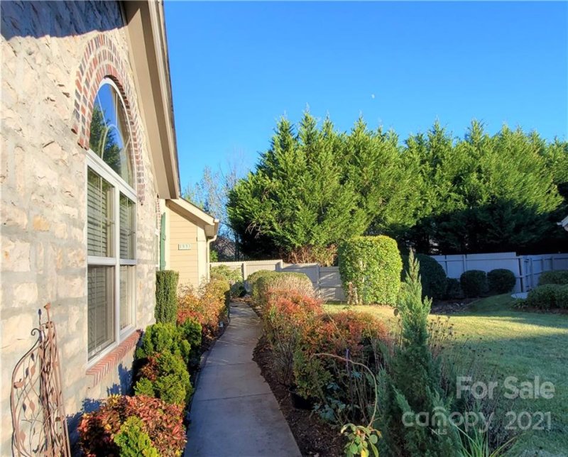 Property image 3 at 133 Outlook Circle, Swannanoa, NC 28778