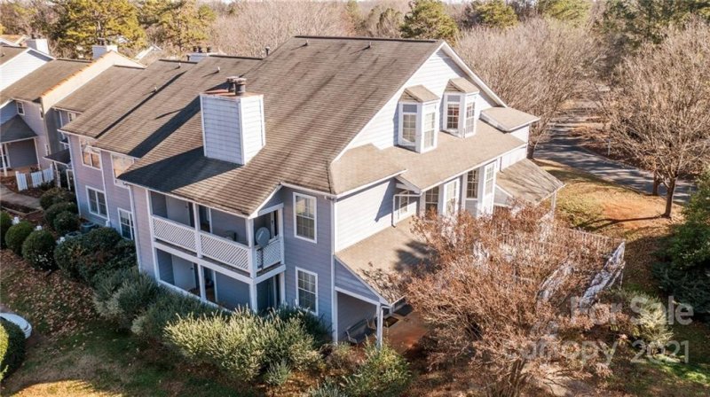 Property image 2 at 6053 Treetop Court, Charlotte, NC 28212