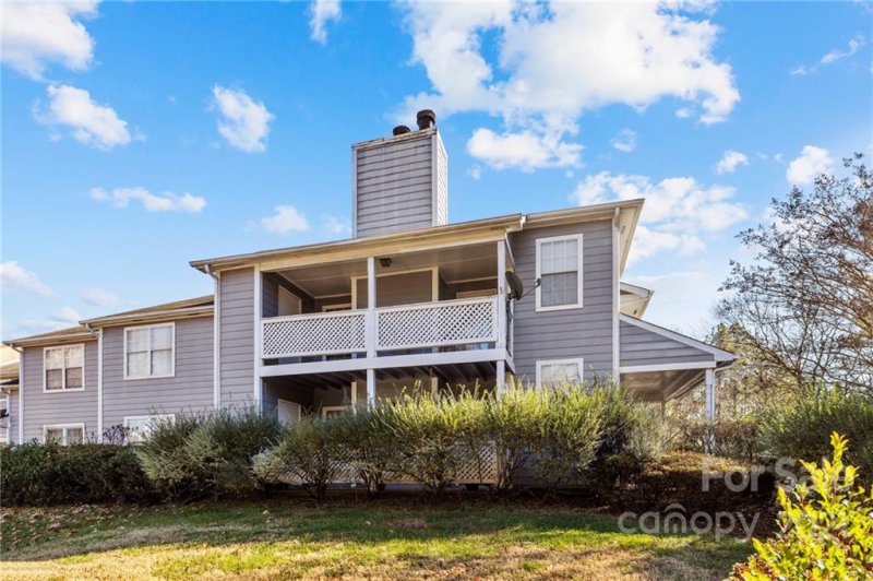 Property image 5 at 6053 Treetop Court, Charlotte, NC 28212