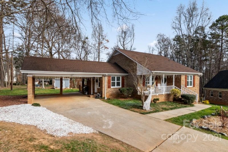 Property image 2 at 6837 Van De Rohe Drive, Charlotte, NC 28215