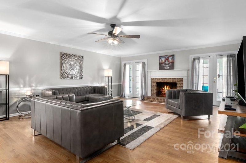 Property image 5 at 6837 Van De Rohe Drive, Charlotte, NC 28215