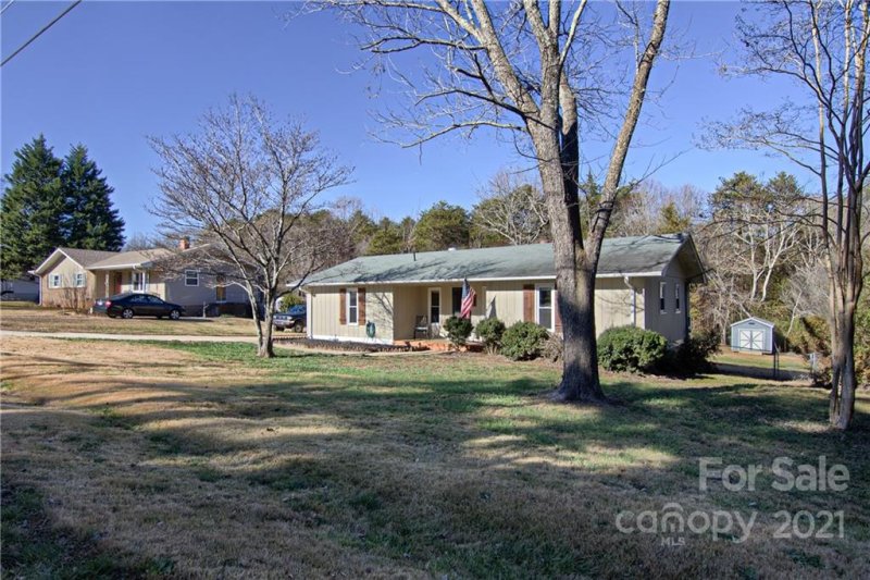Property image 2 at 277 Clearview Circle, Travelers Rest, SC 29690