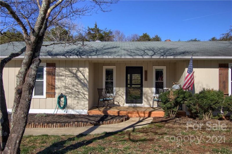 Property image 5 at 277 Clearview Circle, Travelers Rest, SC 29690