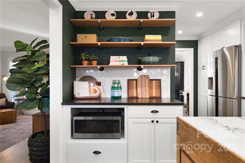 Property image 3 at 530 N Poplar Street, Charlotte, NC 28202