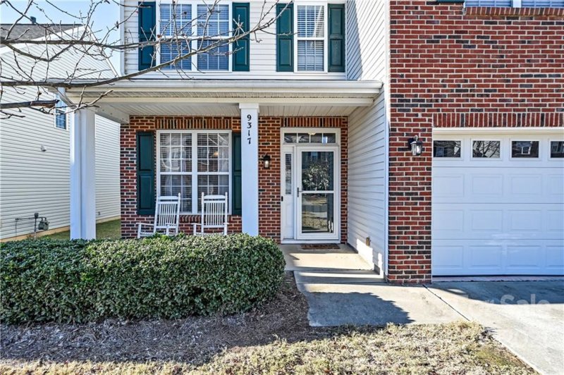 Property image 2 at 9317 Longstone Lane, Charlotte, NC 28277