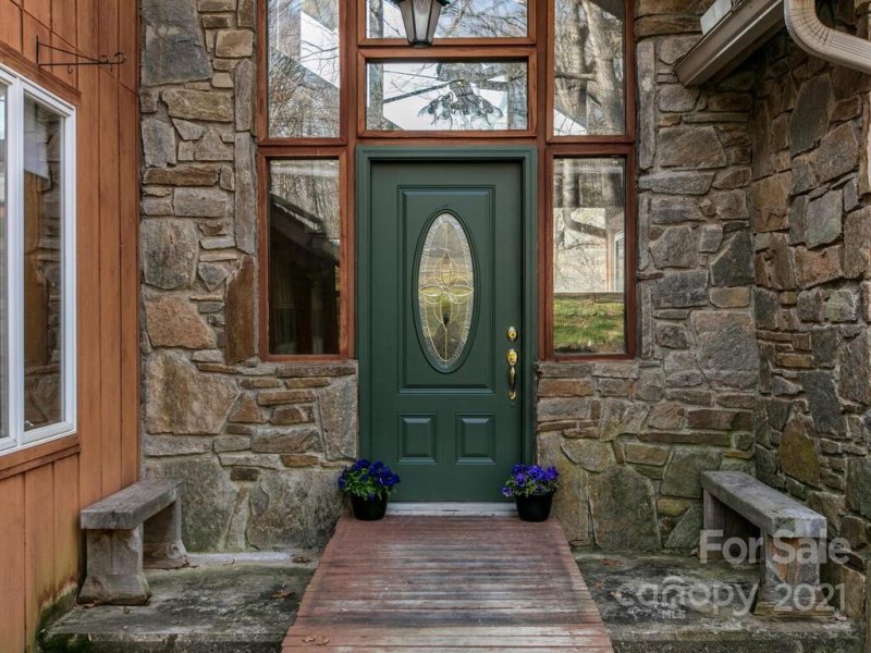 Property image 4 at 14 Holly Lane, Asheville, NC 28806