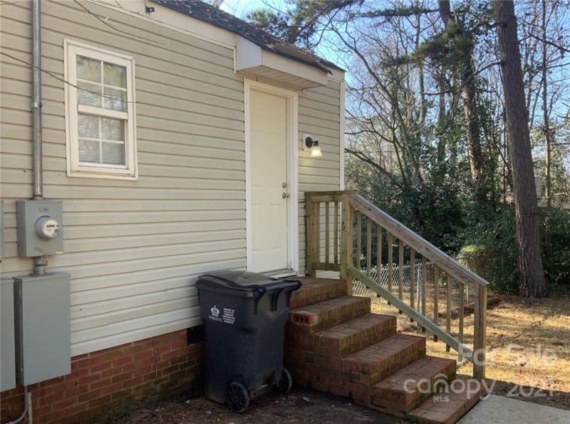 Property image 3 at 6013 Carver Boulevard, Charlotte, NC 28269