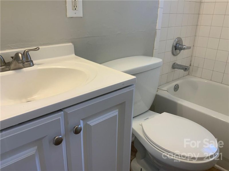 Property image 4 at 6013 Carver Boulevard, Charlotte, NC 28269