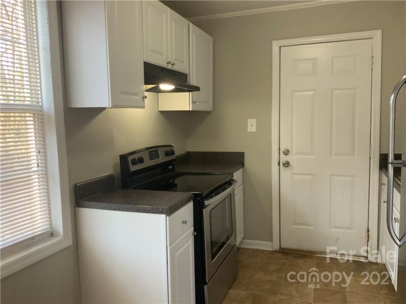 Property image 5 at 6013 Carver Boulevard, Charlotte, NC 28269