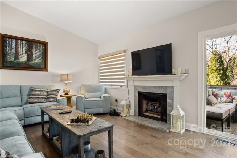 Property image 2 at 120 Deerlake Drive, Asheville, NC 28803