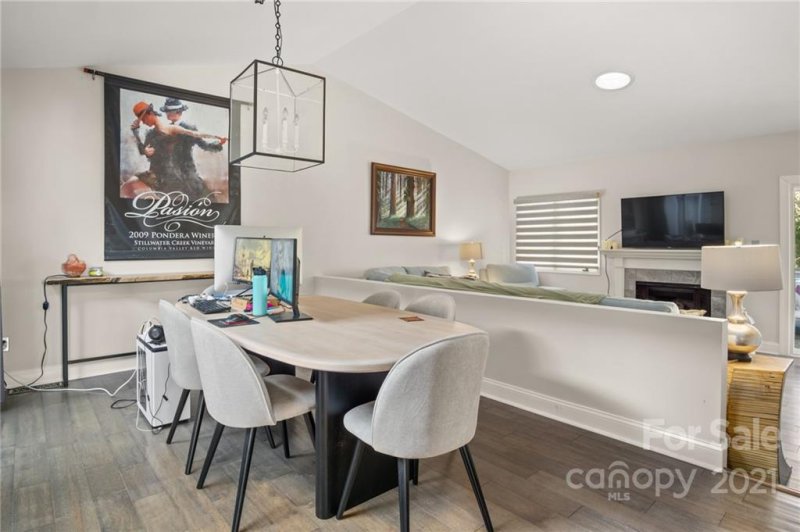 Property image 5 at 120 Deerlake Drive, Asheville, NC 28803