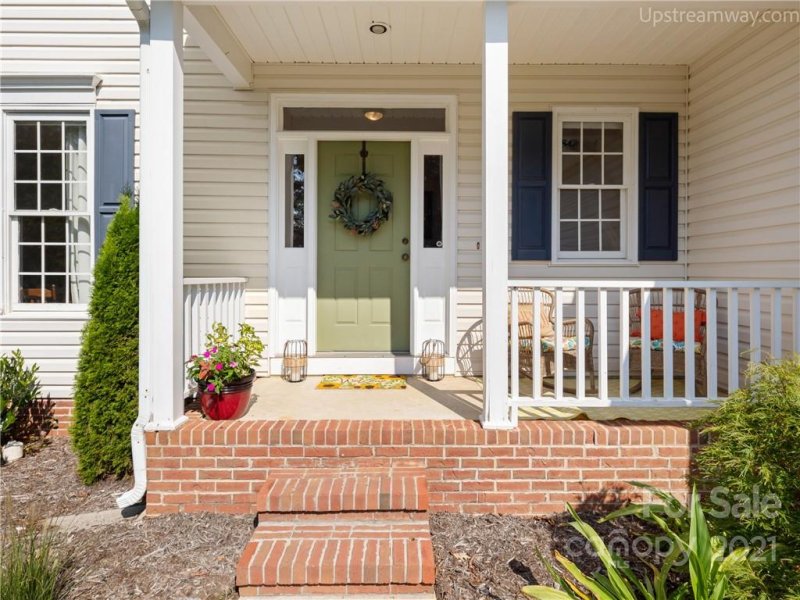 Property image 3 at 12 Barberry Road, Fletcher, NC 28732