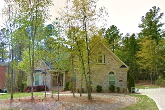 756 Fawns Glen Place