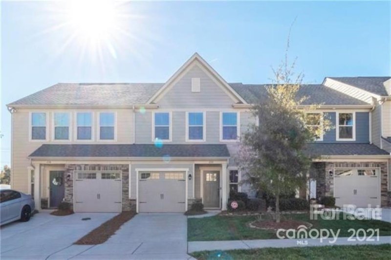 Property image 2 at 234 Scenic View Lane, Stallings, NC 28104