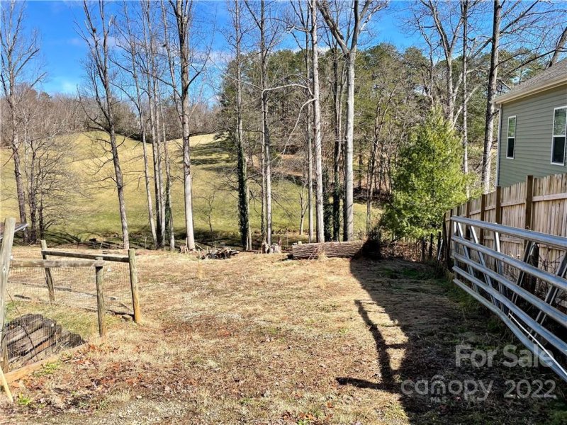 Property image 3 at 19 Shadowlawn Drive, Asheville, NC 28806