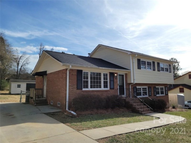 Property image 2 at 409 Ashbrook Road, Salisbury, NC 28147