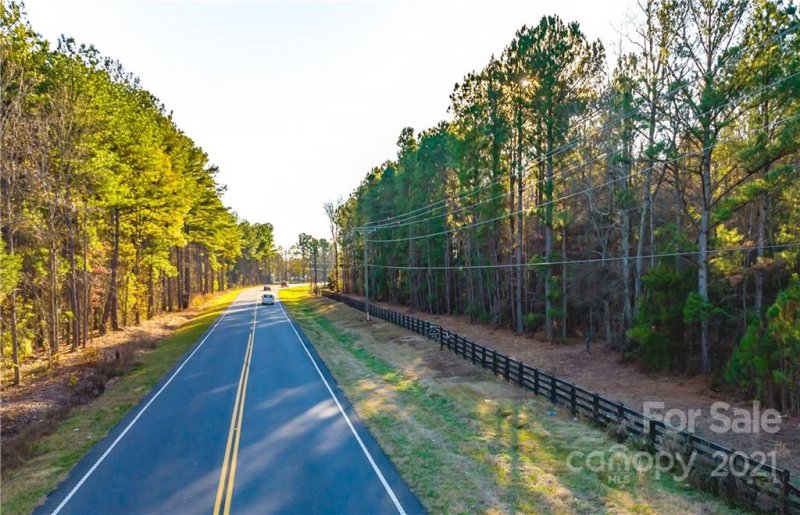 Property image 3 at 40 Charlotte Highway, York, SC 29745