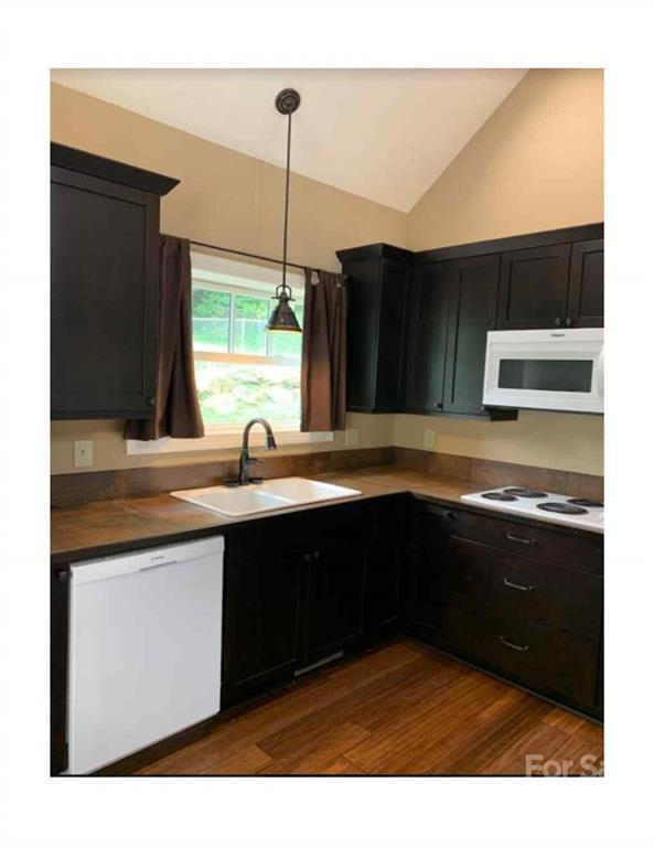 Property image 5 at 10 Verde Drive, Asheville, NC 28806