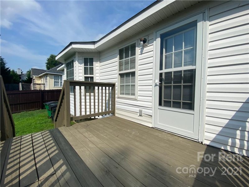 Property image 3 at 1216 Eagle Ridge Drive, Charlotte, NC 28214