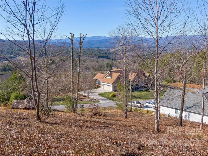 Property image 4 at 441 Crystal Heights Drive, Hendersonville, NC 28739