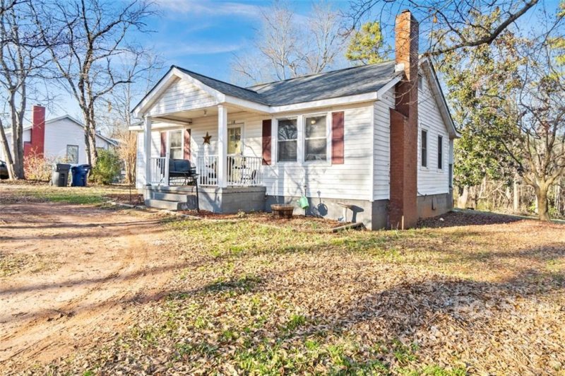 Property image 3 at 118 Church Street, High Shoals, NC 28077