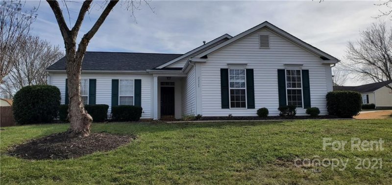 Property image 2 at 4828 Renfrew Drive, Concord, NC 28027