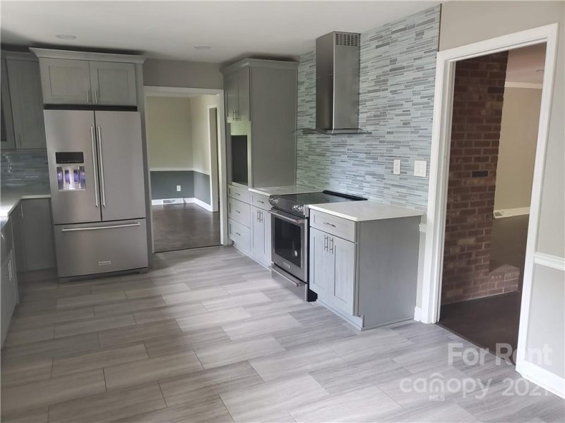 Property image 3 at 6030 Old Providence Road, Charlotte, NC 28226