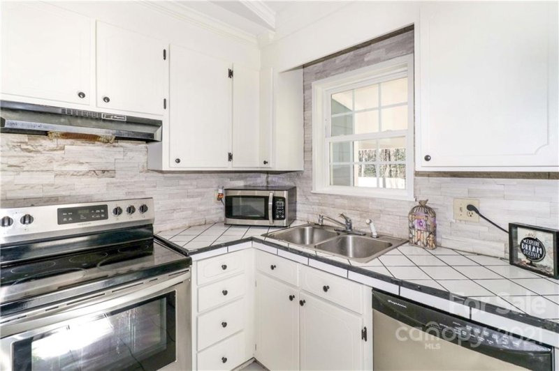 Property image 5 at 5336 Great Wagon Road, Charlotte, NC 28215