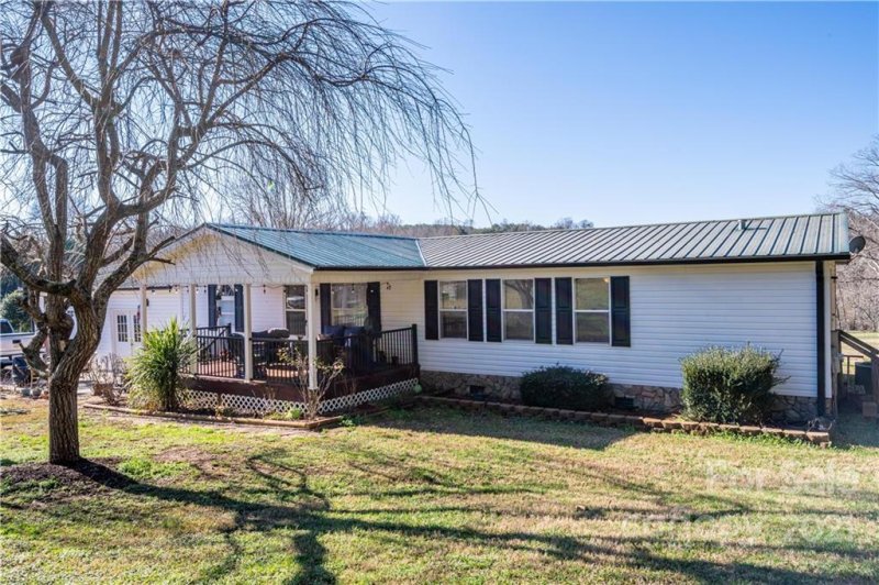 2069 Seagletown Road