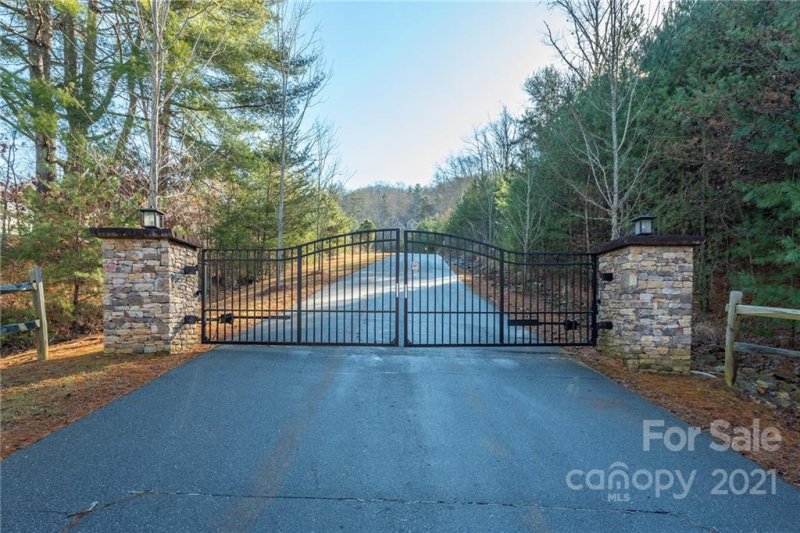 Property image 2 at 99999 Tremorra Trail, Leicester, NC 28748