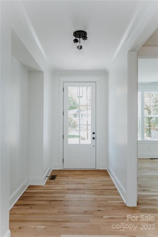 Property image 3 at 1515 Shamrock Drive, Charlotte, NC 28205