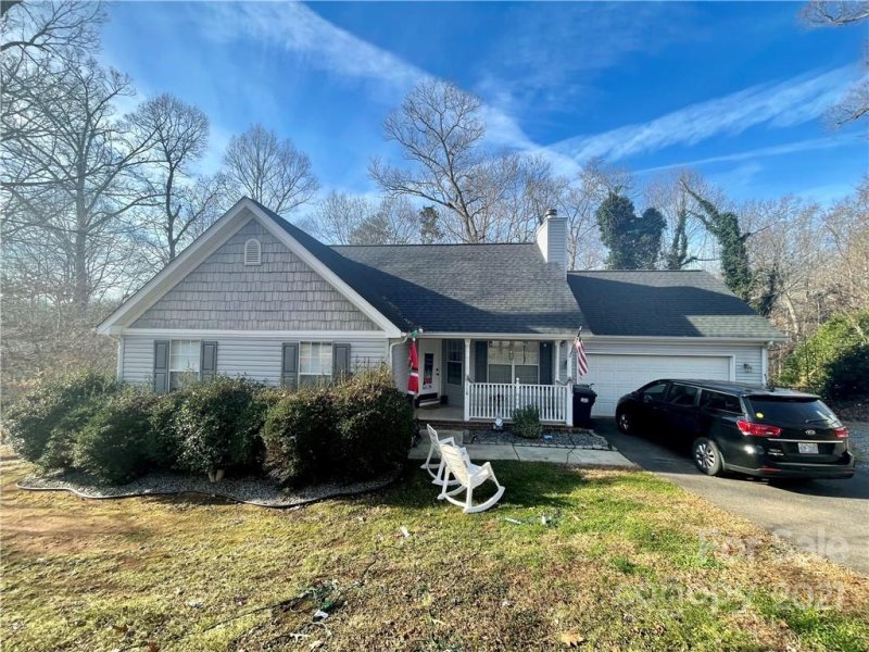 Property image 4 at 116 Gatwick Court, Statesville, NC 28677