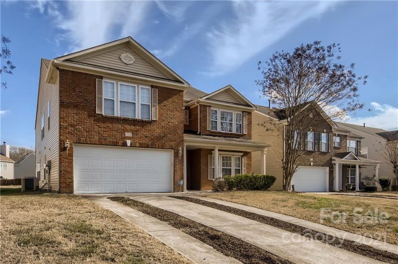 Property image 3 at 14225 Luscombe Farm Road, Charlotte, NC 28278