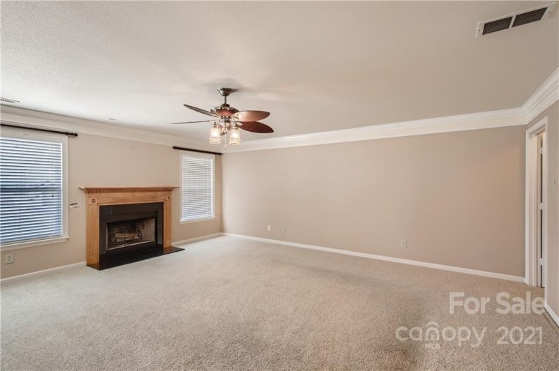 Property image 4 at 14225 Luscombe Farm Road, Charlotte, NC 28278