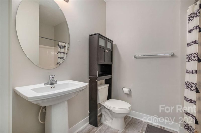 Property image 5 at 716 Seigle Point Drive, Charlotte, NC 28204