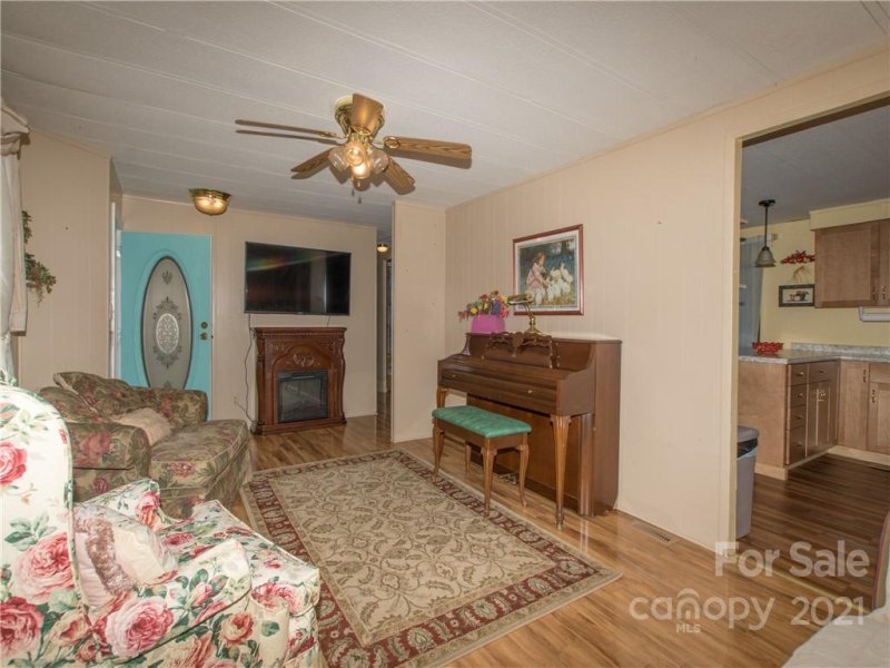 Property image 5 at 230 Barksdale Avenue, Hendersonville, NC 28792