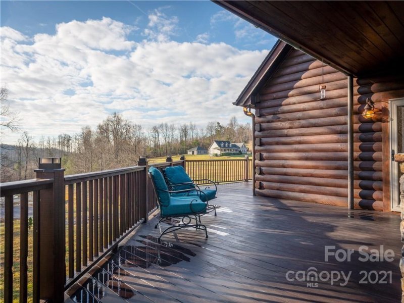 Property image 5 at 185 Grand Oaks Drive, Hendersonville, NC 28792