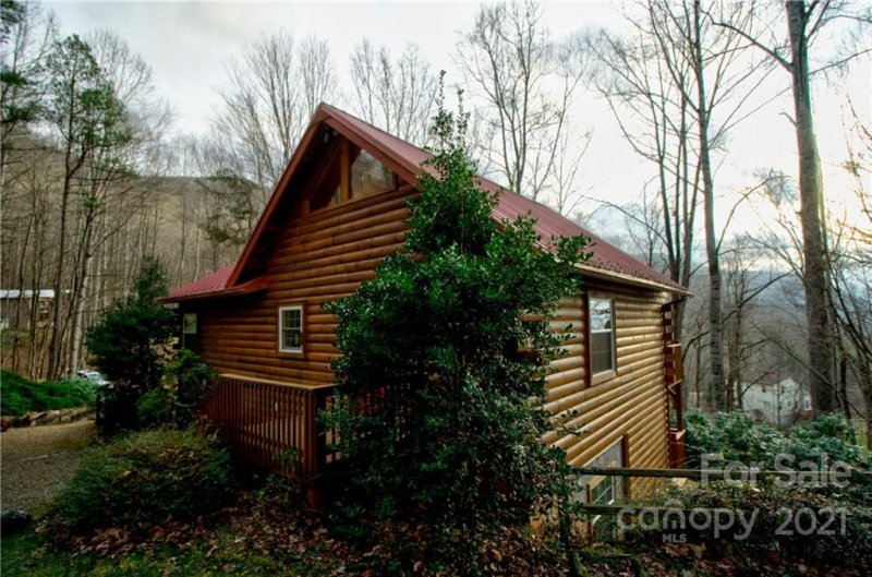 Property image 4 at 45 Duff Lane, Waynesville, NC 28786