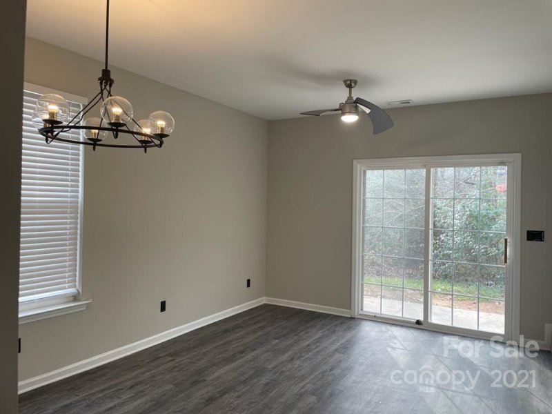 Property image 2 at 5651 Seths Drive, Charlotte, NC 28269