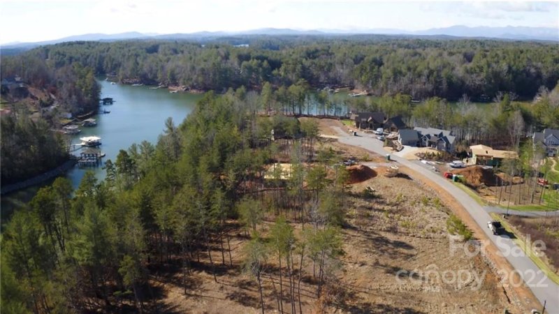 Property image 2 at 3010 E Moonlight Place, Morganton, NC 28655