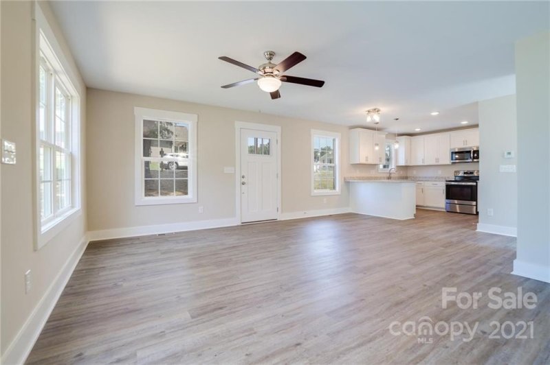 Property image 2 at 416 Pear Street, Gastonia, NC 28054