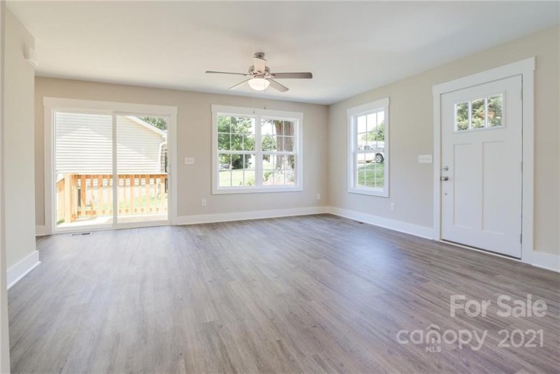 Property image 4 at 416 Pear Street, Gastonia, NC 28054