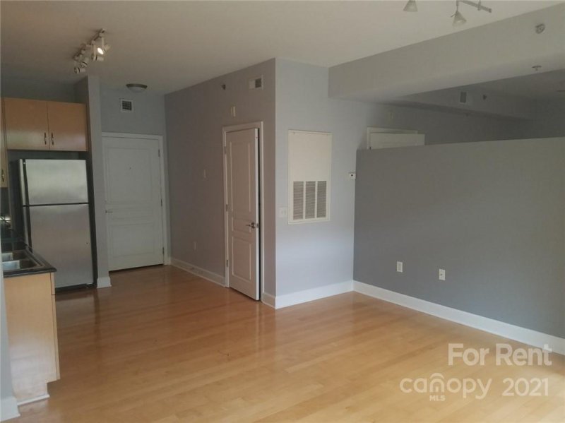 Property image 4 at 1320 Fillmore Avenue, Charlotte, NC 28203