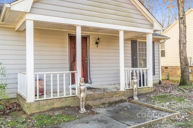 Property image 4 at 8200 Chrisbry Lane, Charlotte, NC 28215